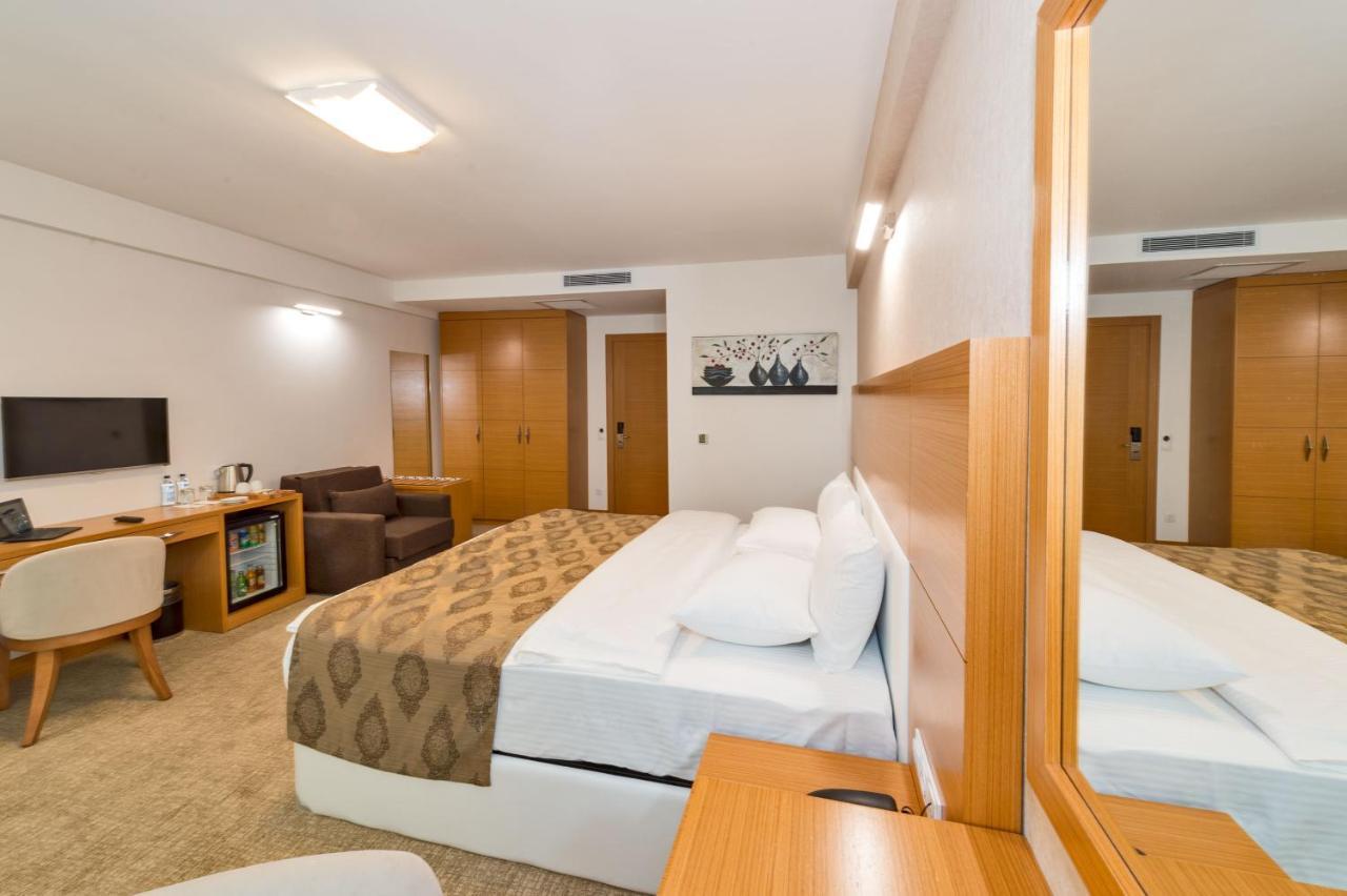 Mien W Suites Istanbul Exteriör bild